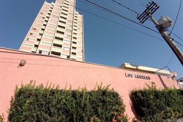Apartamento &agrave; venda - 58m&sup2; - Centro