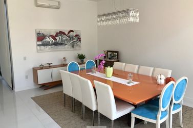 Casa para alugar - 541m&sup2; - Centro