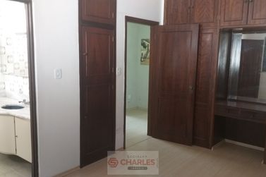 Casa &agrave; venda - 252m&sup2; - Centro