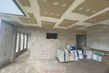Casa &agrave; venda - 260m&sup2; - Centro