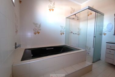 Casa para alugar - 130m&sup2; - Centro