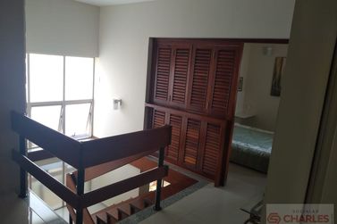 Casa &agrave; venda - 438m&sup2; - Centro