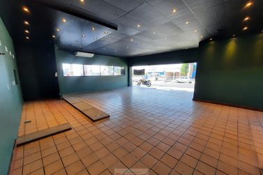Sala Comercial para alugar - 180m&sup2; - Centro