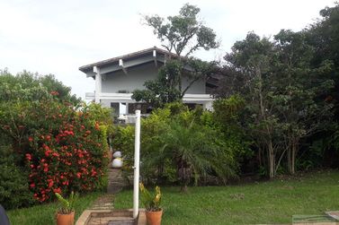 Casa &agrave; venda - 500m&sup2; - Centro