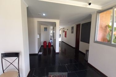 Apartamento para alugar - 94m&sup2; - Centro