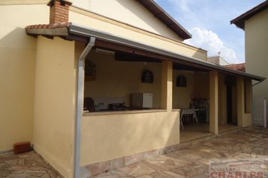 Casa &agrave; venda - 283m&sup2; - Centro