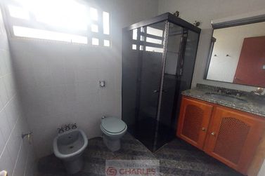 Casa para alugar - 231m&sup2; - Centro