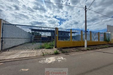 Sal&atilde;o Comercial para alugar - 272m&sup2; - Centro