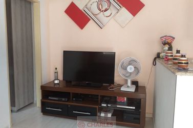 Casa &agrave; venda - 100m&sup2; - Centro