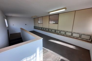 Sala Comercial para alugar - 228m&sup2; - Centro