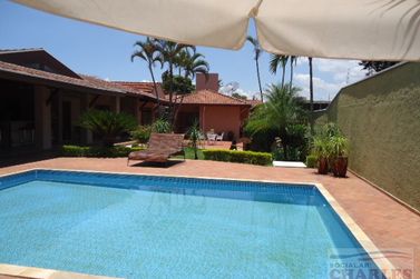 Casa &agrave; venda - 302m&sup2; - Centro