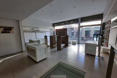 Sala Comercial para alugar - 205m&sup2; - Centro