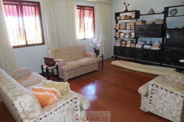 Casa &agrave; venda - 356m&sup2; - Centro