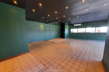Sala Comercial para alugar - 180m&sup2; - Centro