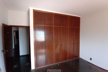 Casa para alugar - 130m&sup2; - Centro