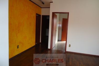 Casa &agrave; venda - 100m&sup2; - Centro