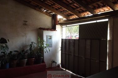 Casa &agrave; venda - 100m&sup2; - Centro