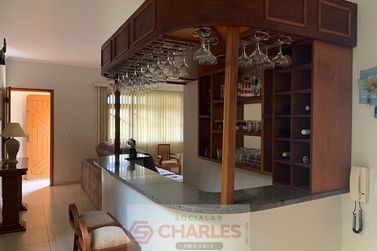 Casa &agrave; venda - 220m&sup2; - Centro
