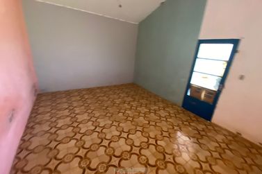 S&iacute;tio &agrave; venda - 84000m&sup2; - Centro