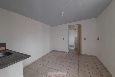 Casa &agrave; venda - 83m&sup2; - Centro