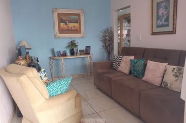 Casa para alugar - 131m&sup2; - Centro