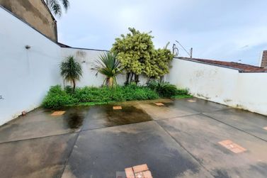 Sala Comercial para alugar - 114m&sup2; - Centro