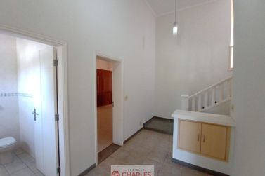 Casa &agrave; venda - 600m&sup2; - Centro