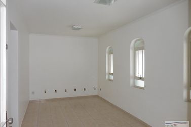 Casa &agrave; venda - 172m&sup2; - Centro