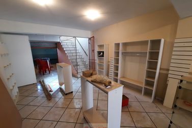 Sala Comercial para alugar - 350m&sup2; - Centro