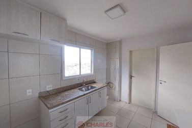 Apartamento para alugar - 104m&sup2; - Centro