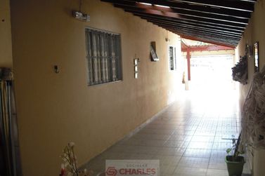 Casa &agrave; venda - 130m&sup2; - Centro