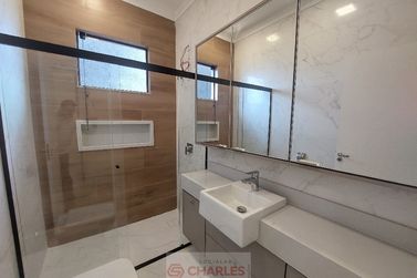 Casa &agrave; venda - 120m&sup2; - Centro