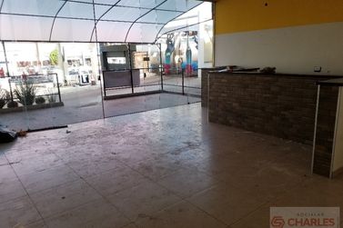 Sal&atilde;o Comercial para alugar - 85m&sup2; - Centro