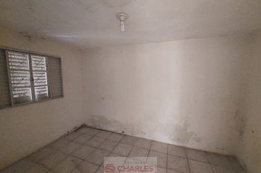 Casa &agrave; venda - 96m&sup2; - Centro