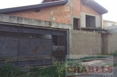 Casa &agrave; venda - 314m&sup2; - Centro