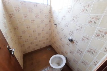 Sal&atilde;o Comercial para alugar - 35m&sup2; - Centro