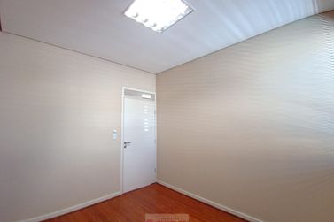 Sala Comercial para alugar - 100m&sup2; - Centro