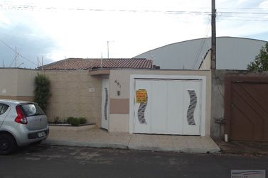 Casa &agrave; venda - 120m&sup2; - Centro