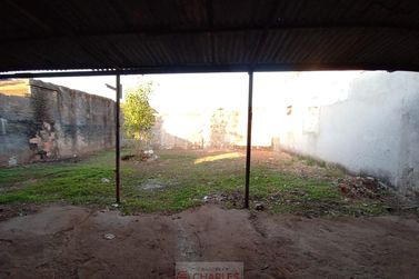 Sal&atilde;o Comercial para alugar - 75m&sup2; - Centro
