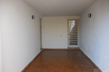 Casa &agrave; venda - 201m&sup2; - Centro