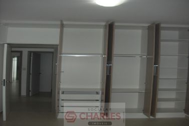Casa &agrave; venda - 249m&sup2; - Centro