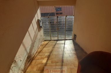 Casa &agrave; venda - 230m&sup2; - Centro