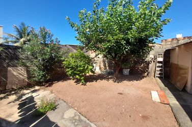 Casa &agrave; venda - 10m&sup2; - Centro
