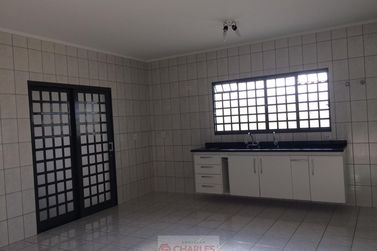 Casa &agrave; venda - 114m&sup2; - Centro