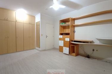 Casa para alugar - 600m&sup2; - Centro