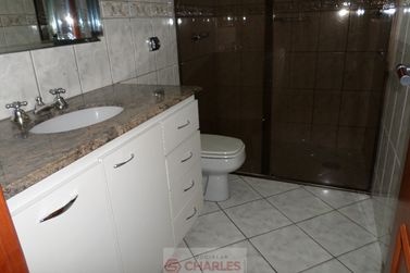 Casa &agrave; venda - 224m&sup2; - Centro