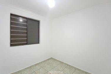 Apartamento para alugar - 46m&sup2; - Centro