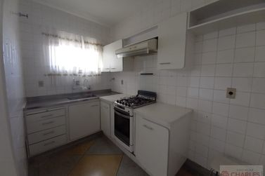 Apartamento para alugar - 110m&sup2; - Centro