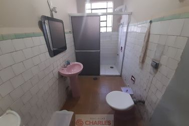Casa &agrave; venda - 230m&sup2; - Centro