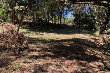 Terreno &agrave; venda - 10m&sup2; - Centro